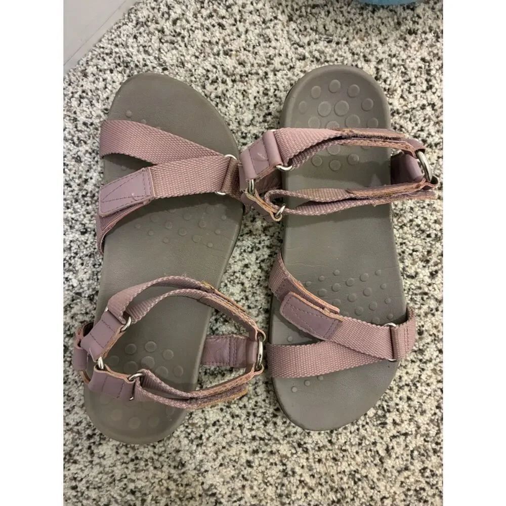 Vionic Strap Outdoor Sandals